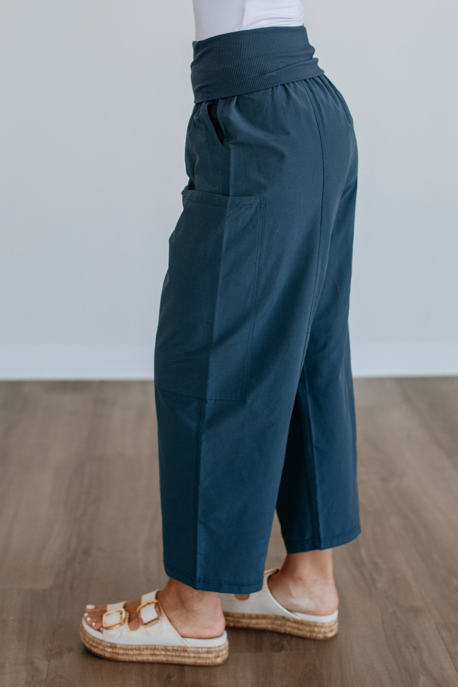 Taron Cargo Pants - Image 11